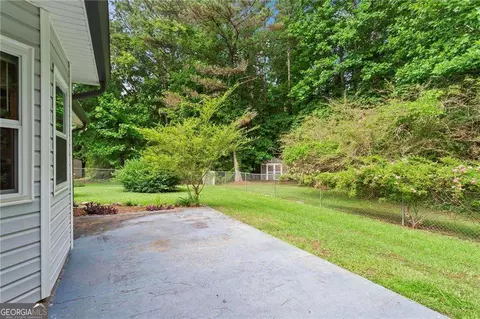 Exterior - 163 Nicki Ct, Hampton, GA 30228 photo 3 of 8
