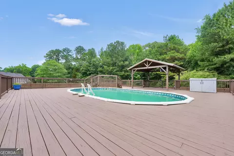 Exterior - 156 Meadow View Dr, Jackson, GA 30233 photo 15 of 19