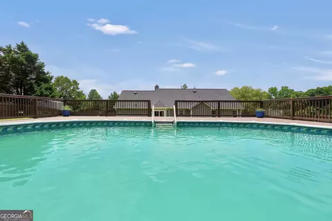 Exterior - 156 Meadow View Dr, Jackson, GA 30233 photo 11 of 19