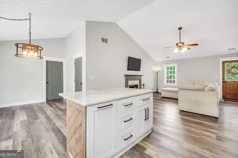 Entry Way - 156 Meadow View Dr, Jackson, GA 30233 photo 1 of 1