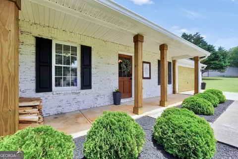 Exterior - 156 Meadow View Dr, Jackson, GA 30233 photo 7 of 19