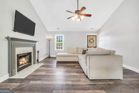 Living - 156 Meadow View Dr, Jackson, GA 30233 photo 5 of 6