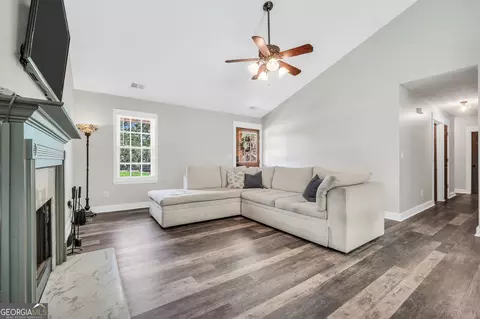 Living - 156 Meadow View Dr, Jackson, GA 30233 photo 6 of 6