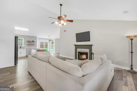 Living - 156 Meadow View Dr, Jackson, GA 30233 photo 3 of 6