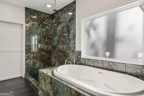 Bath - 209 Shell Cv, Mcdonough, GA 30252 photo 1 of 2