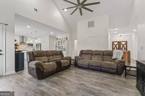 Entry Way - 209 Shell Cv, Mcdonough, GA 30252 photo 2 of 3