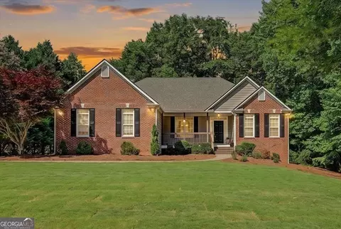 151 Preserve Pkwy, Ball Ground, GA 30107