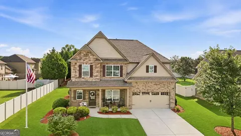 2544 Dawning Day Dr, Dacula, GA 30019