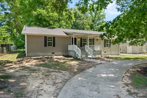566 Shadowmoor Cir, Thomson, GA 30824