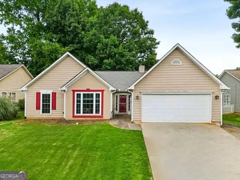 255 Paris Dr, Lawrenceville, GA 30043