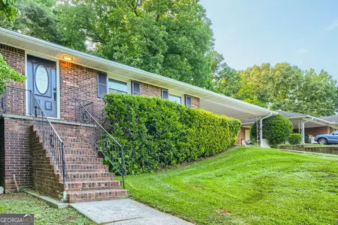 5966 S Cheryl Dr, Morrow, GA 30260