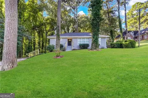 2755 Rockcliff Rd SE, Atlanta, GA 30316