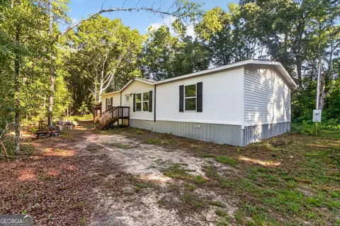 219 Compass Rd, Jesup, GA 31545