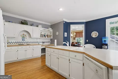 Kitchen - 170 Dunning Keep, Covington, GA 30016 photo 5 of 7
