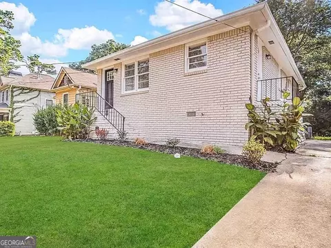 933 Capitol View Ave NW, Atlanta, GA 30318