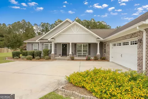 242 Canterberry Pl, Statesboro, GA 30458