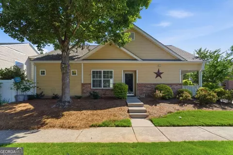 298 Hiawassee Dr, Woodstock, GA 30188