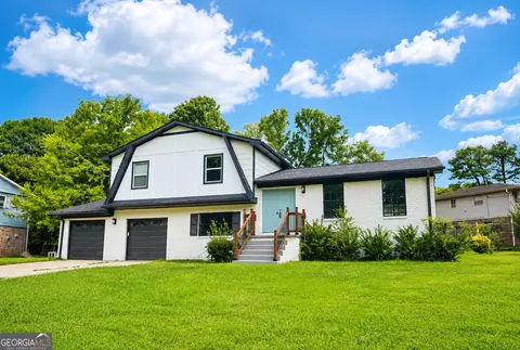 3862 Northstrand Dr, Decatur, GA 30035