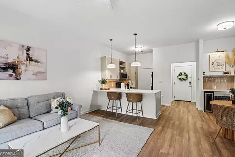 870 Inman Village Pkwy NE #424, Atlanta, GA 30307