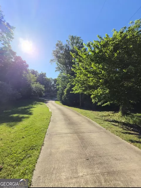 2653 Old Auburn Rd, Dacula, GA 30019