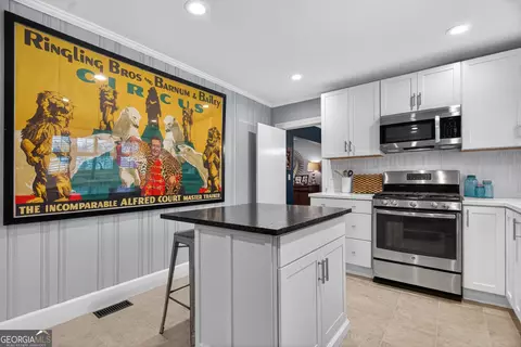 Kitchen - 421 Ridgecrest Rd, Lagrange, GA 30240 photo 3 of 3