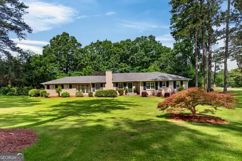 Exterior - 421 Ridgecrest Rd, Lagrange, GA 30240 photo 6 of 6
