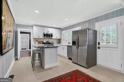 Kitchen - 421 Ridgecrest Rd, Lagrange, GA 30240 photo 2 of 3