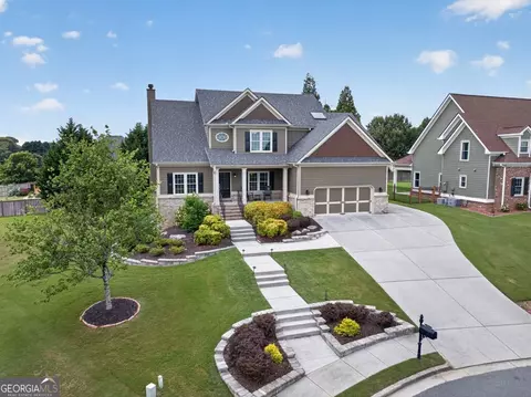 3827 Bay Orchard Ln, Loganville, GA 30052