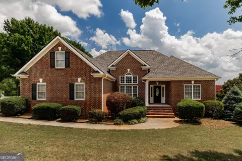 329 Harris Hills Dr, Athens, GA 30607