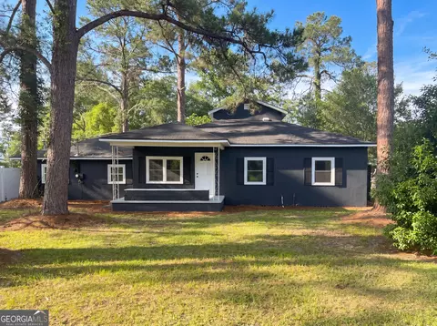 601 Community Dr, Waycross, GA 31501