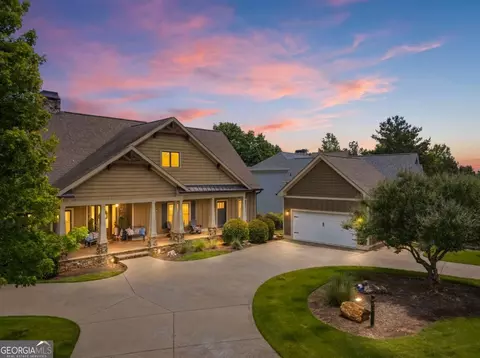 65 Cottage Ln, Toccoa, GA 30577