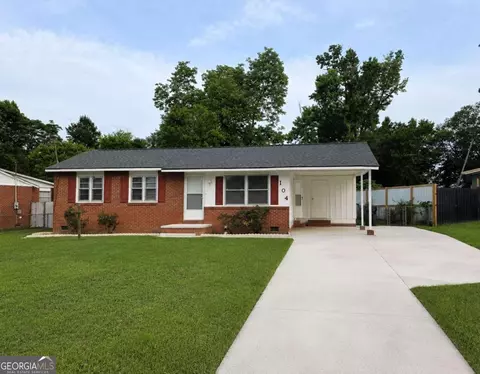 104 Delaware Ave, Warner Robins, GA 31093