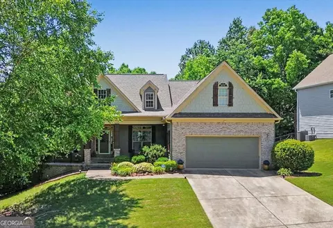 27 Roberson Dr NE, Cartersville, GA 30121