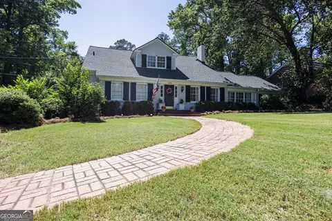 1424 Waverland Dr, Macon, GA 31211