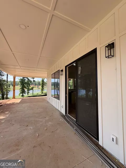 Exterior - 224 Walters Rd, Barnesville, GA 30204 photo 2 of 5