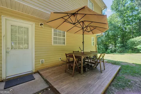 Exterior - 470 Old Tree Dr, Jackson, GA 30233 photo 5 of 7