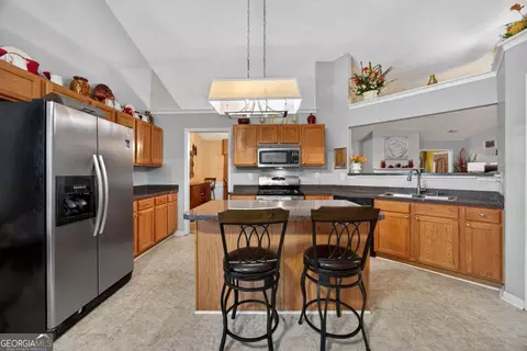 Kitchen - 190 Meadowbrook Ct, Covington, GA 30016 photo 2 of 3