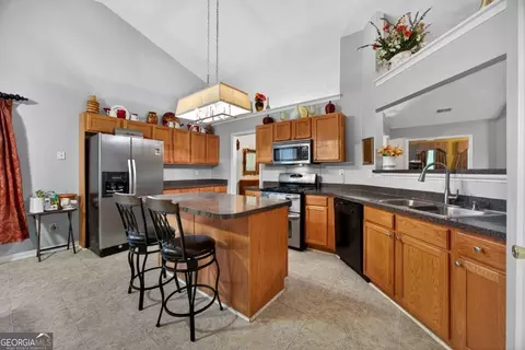 Kitchen - 190 Meadowbrook Ct, Covington, GA 30016 photo 1 of 3