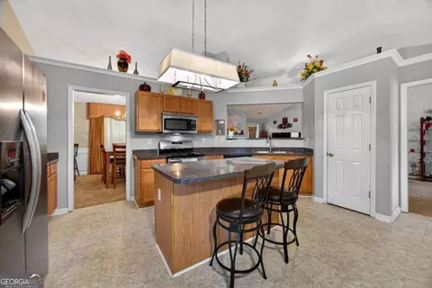 Kitchen - 190 Meadowbrook Ct, Covington, GA 30016 photo 3 of 3