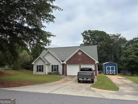 232 Mcarthur St, Commerce, GA 30529