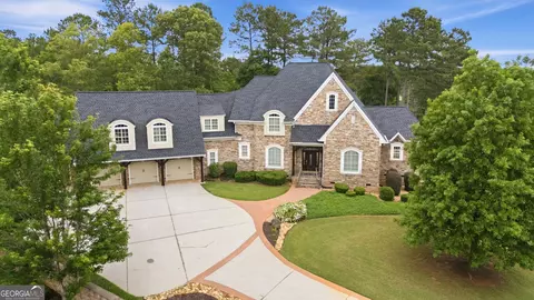 100 Fox Ct, Forsyth, GA 31029