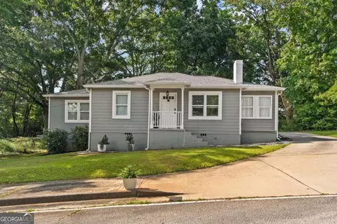 3465 Woodlawn Cir, Tucker, GA 30084