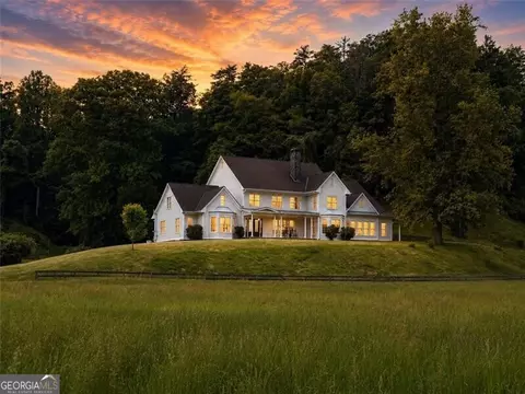 619 Hamp Mill Rd, Dahlonega, GA 30533