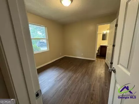 Other - 112 Barbara Dr, Warner Robins, GA 31093 photo 4 of 8