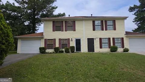 2637 Lantern Ln #A, Atlanta, GA 30349
