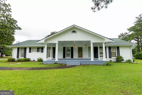 4962 John Kennedy Dr, Macon, GA 31204