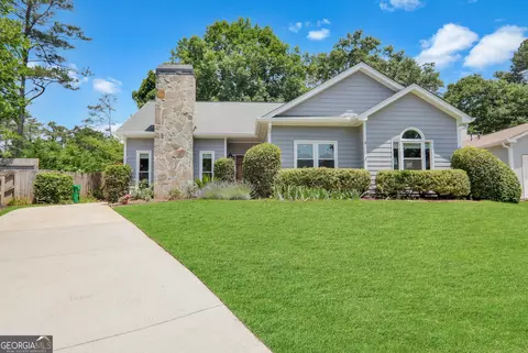 3962 Arborwood Ln, Tucker, GA 30084
