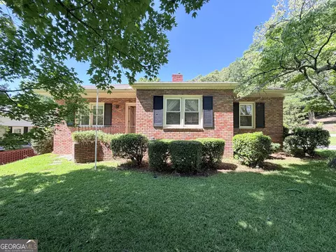 100 Heard Dr, Elberton, GA 30635