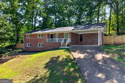 3670 Windy Hill Dr, Gainesville, GA 30504