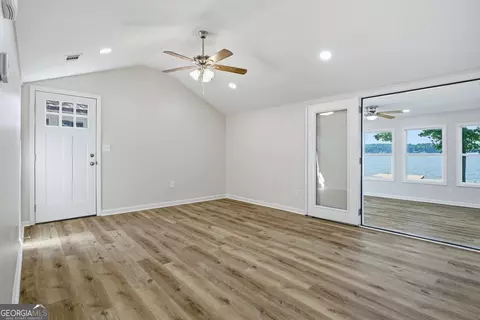 Living - 230 Arrow Point Rd, Jackson, GA 30233 photo 2 of 4